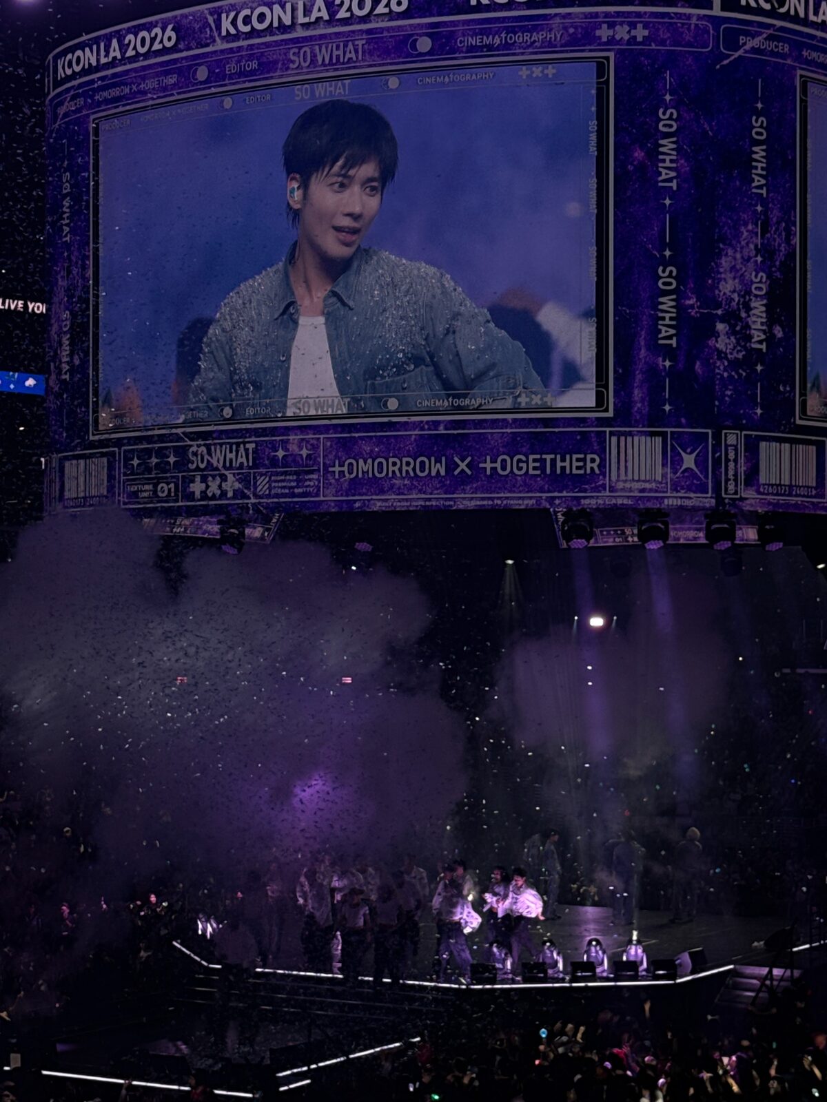 Hmm, TXT are on the front side. At least they do a lap before exiting so I can see--