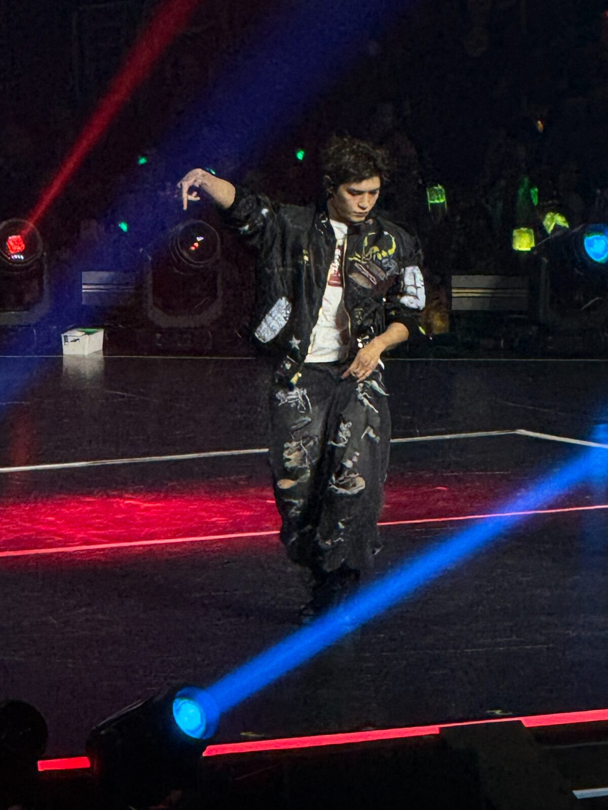 Taeyong in the flesh!